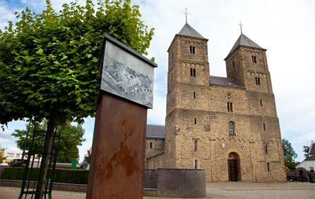 Kerk Basiliek H. Amelberga